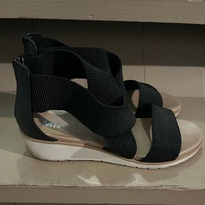 Women’s black sandals, size 10 (fits like a 10W)